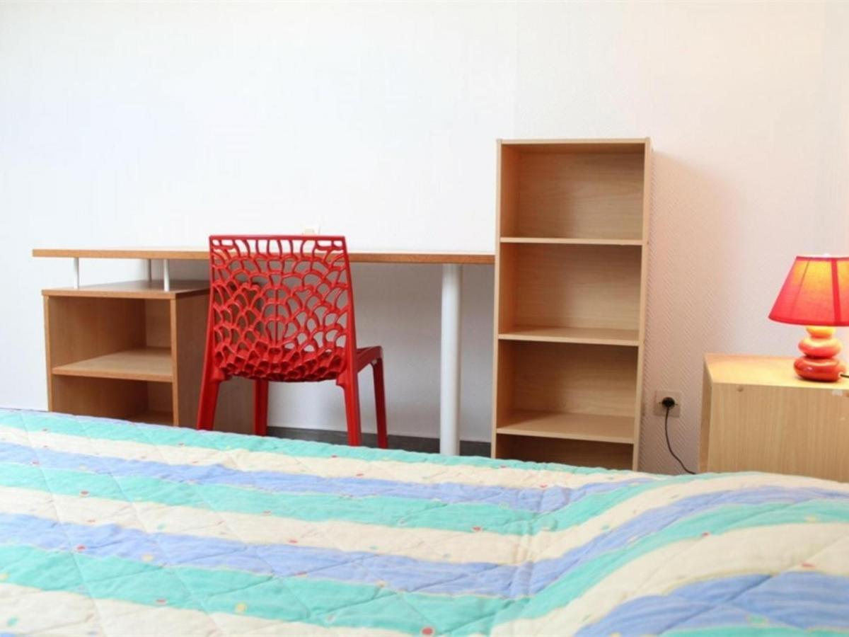 Appartement La Rochelle, 1 Pièce, 4 Personnes - Fr-1-246-9 *