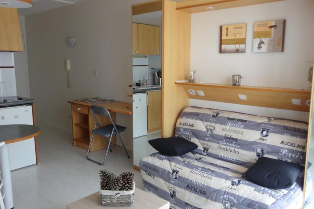 Studio, Terrasse, Piscine, Plage, Les Minimes