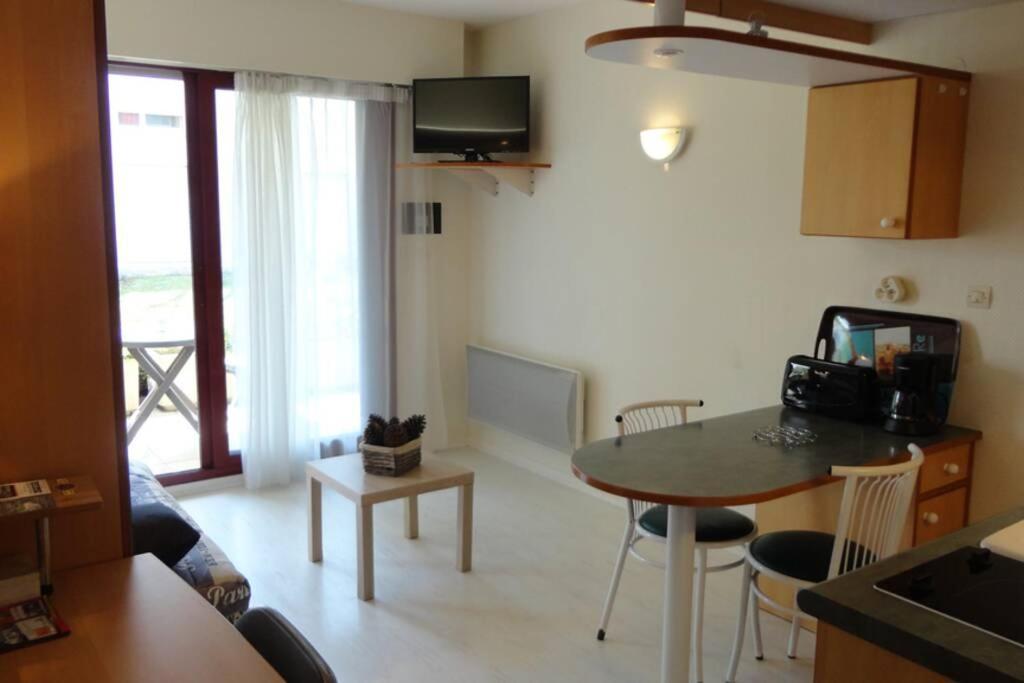 Studio, Terrasse, Piscine, Plage, Les Minimes * La Rochelle (Charente-Maritime)