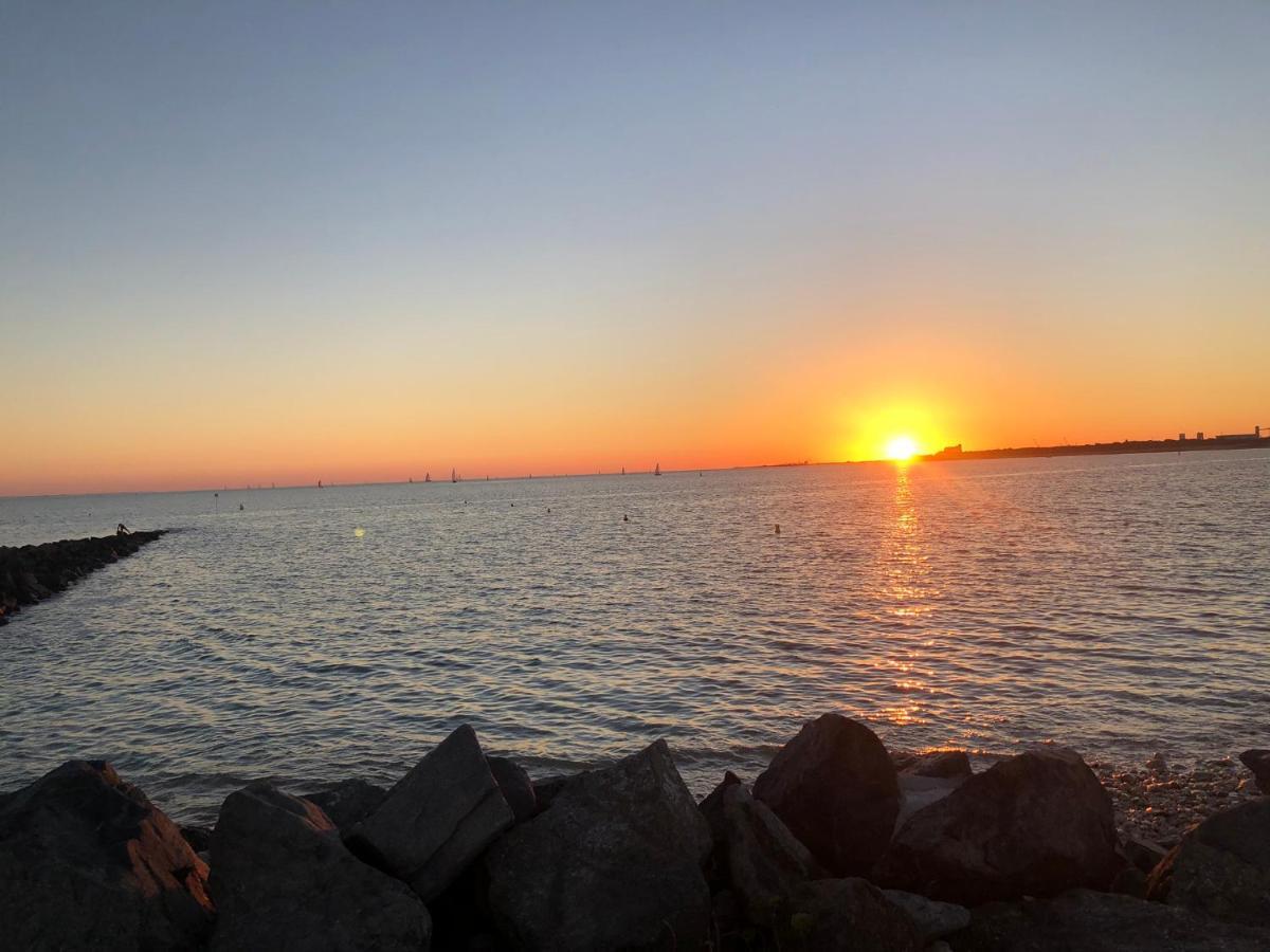 Nuit Insolite A Bord D'un Voilier La Rochelle (Charente-Maritime)