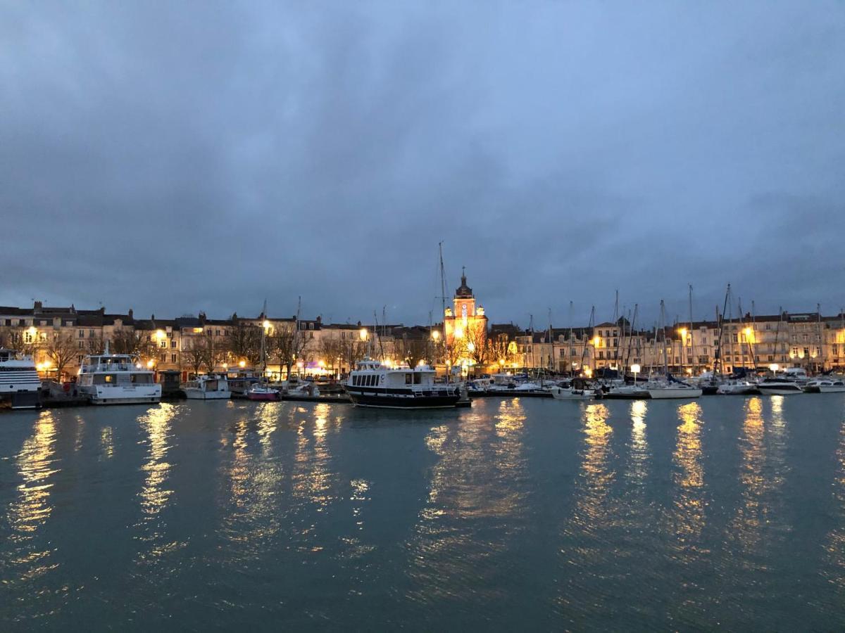 Nuit Insolite A Bord D'un Voilier * La Rochelle (Charente-Maritime)