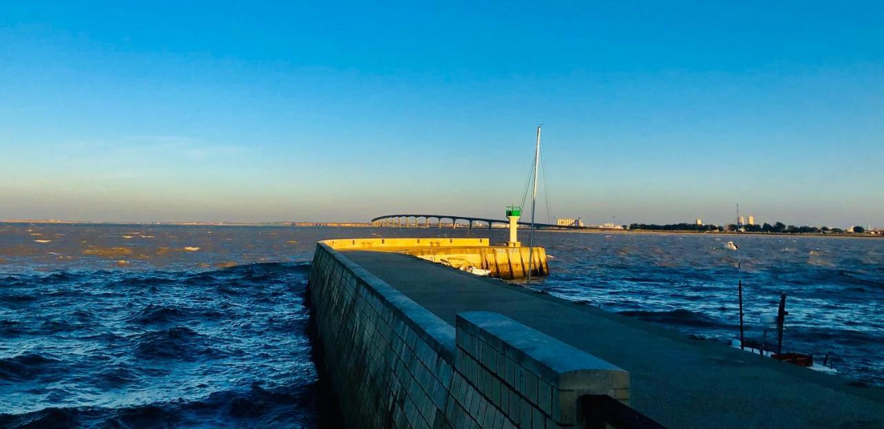 Nuit Insolite A Bord D'un Voilier Botel *