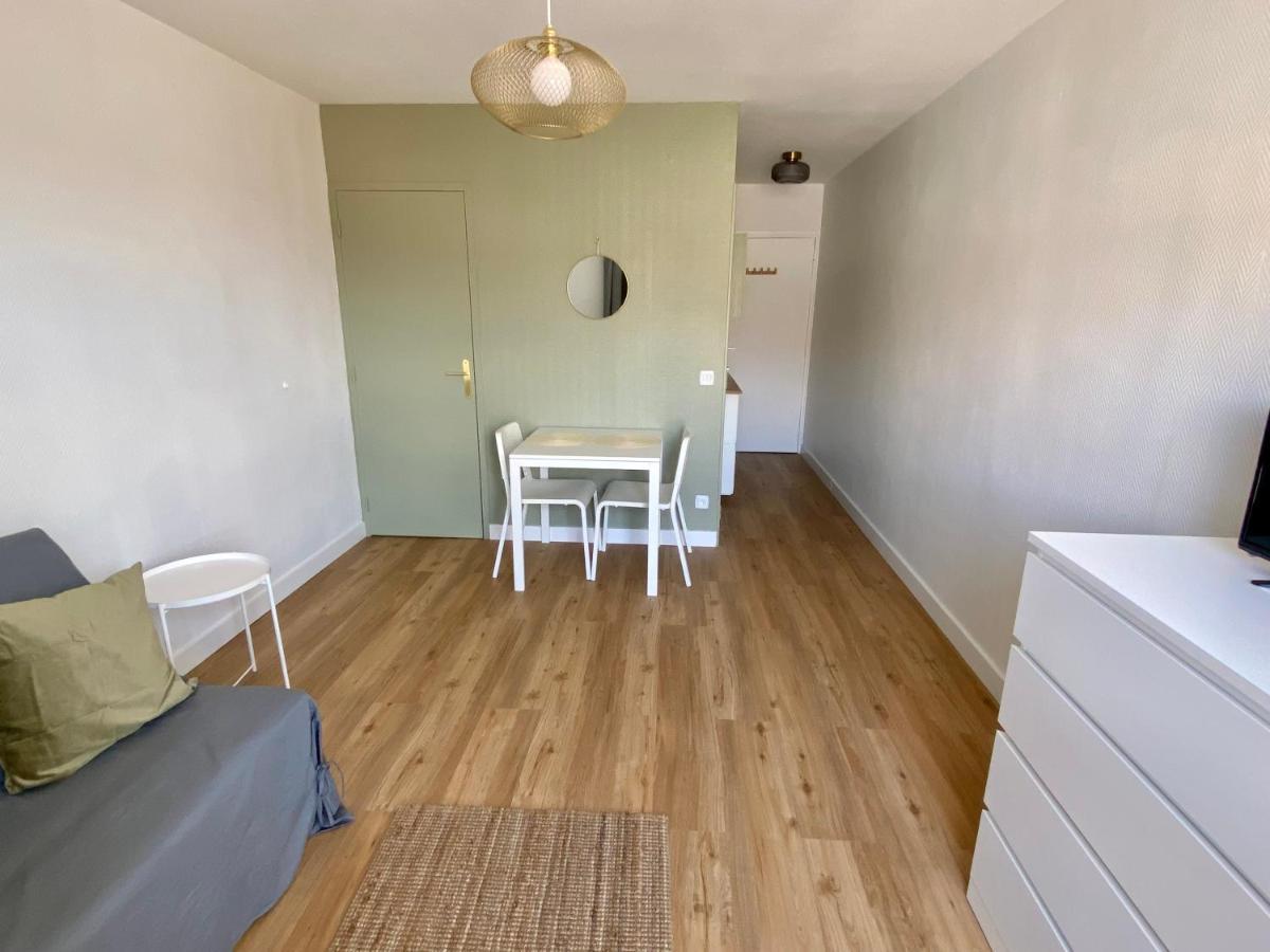 1 Pièce, Hyper Centre, Grosse Horloge Appartement *