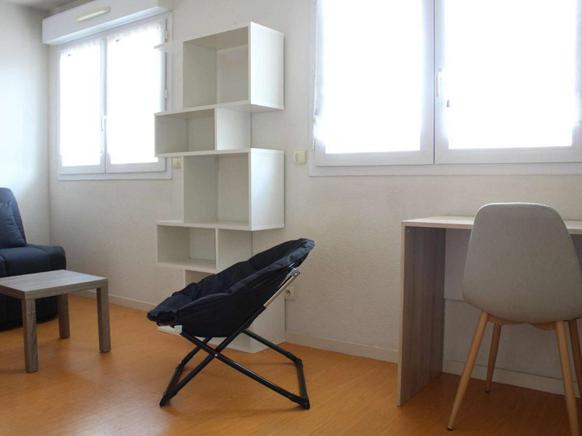 Studio La Rochelle, 1 Pièce, 2 Personnes - Fr-1-246-573 * La Rochelle (Charente-Maritime)