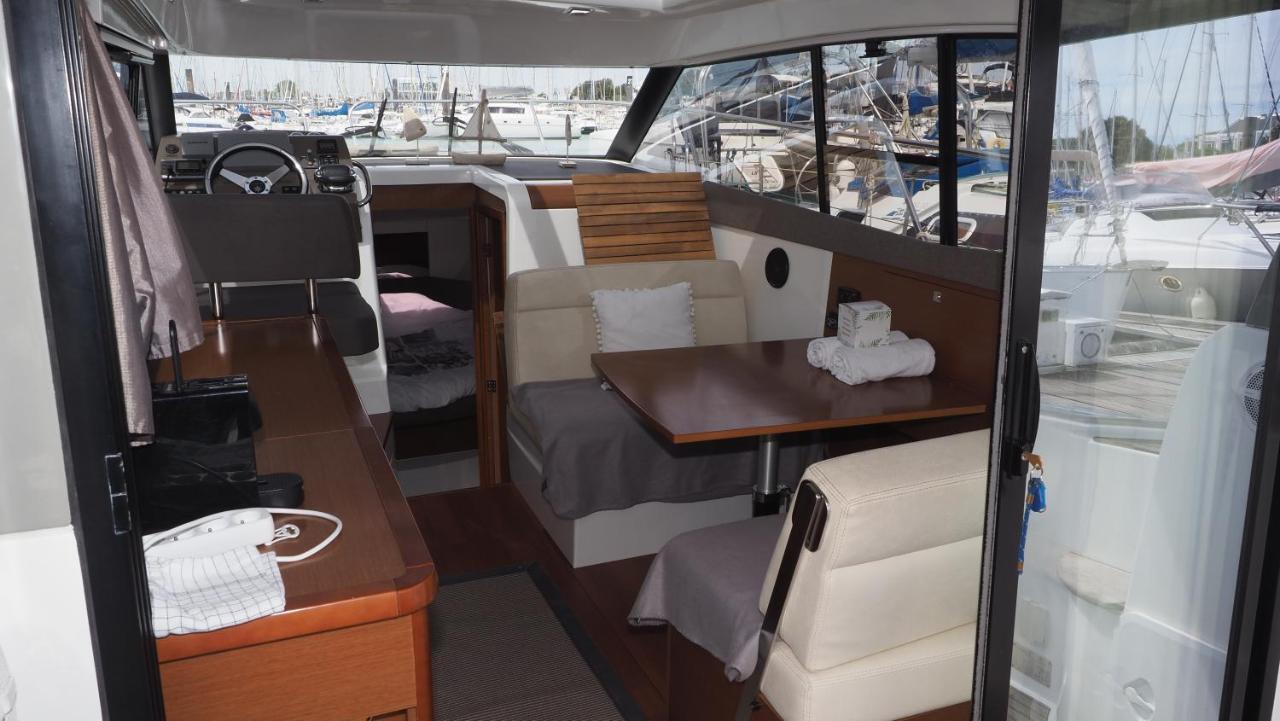 Bateau-hôtel Life&boat