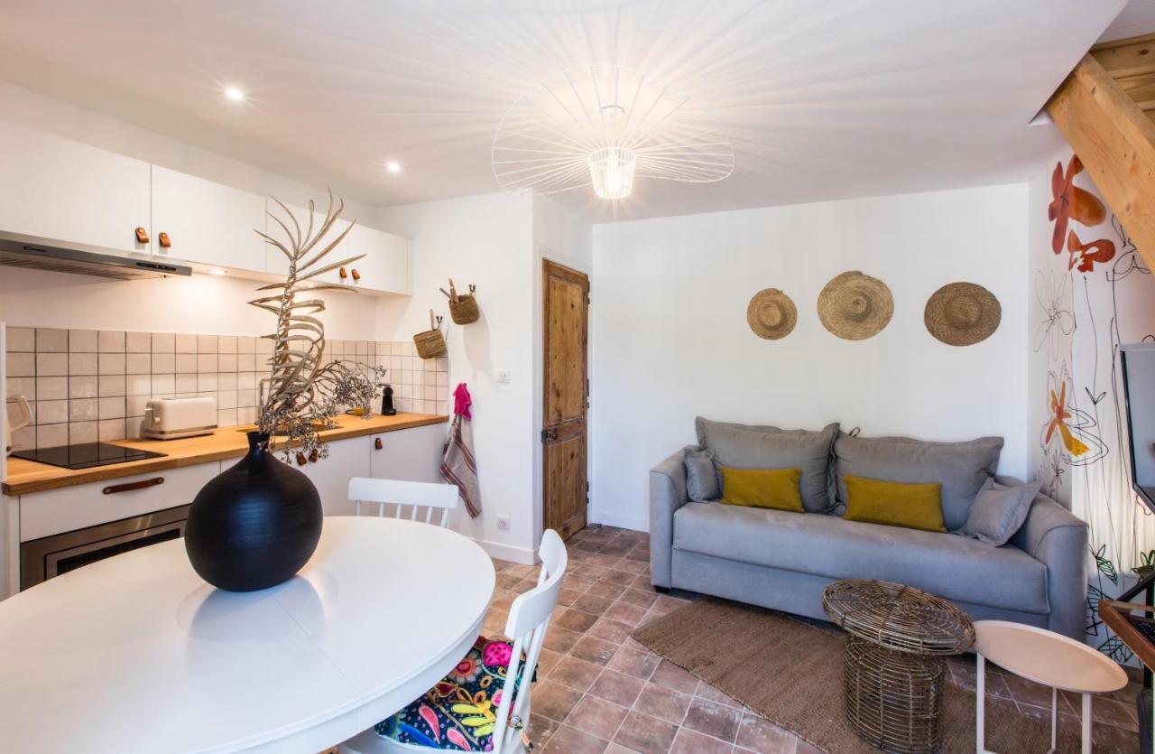 Appartement Les De Charly-le 97 *