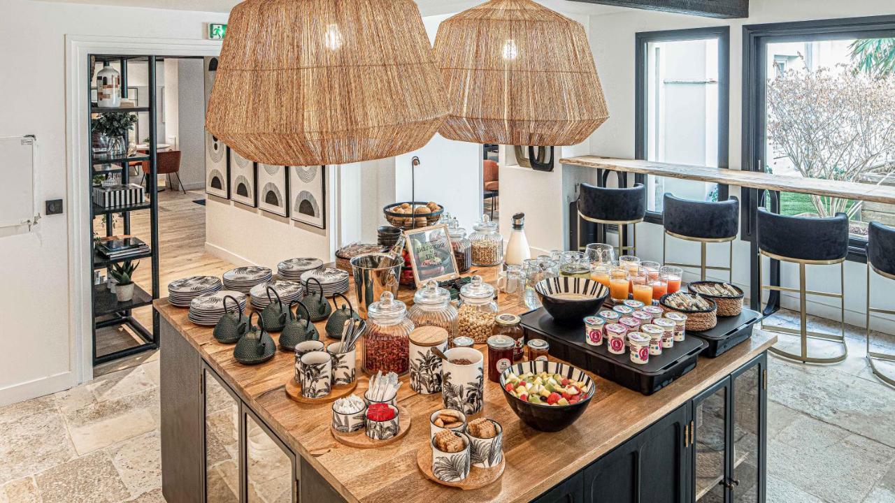 Maisons Du Monde Hôtel&suites - La Rochelle Vieux Port Hotel 4*