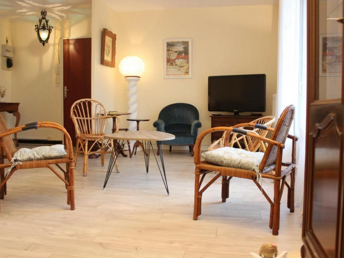 Appartement La Rochelle, 2 Pièces, 4 Personnes - Fr-1-246-301 *