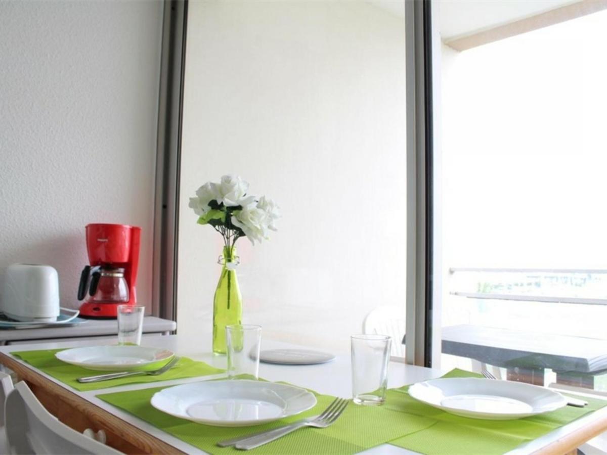 Studio La Rochelle, 1 Pièce, 2 Personnes - Fr-1-246-303 Appartement