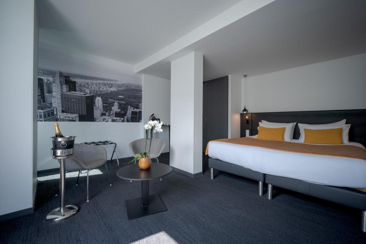 Hotel Park & 4*