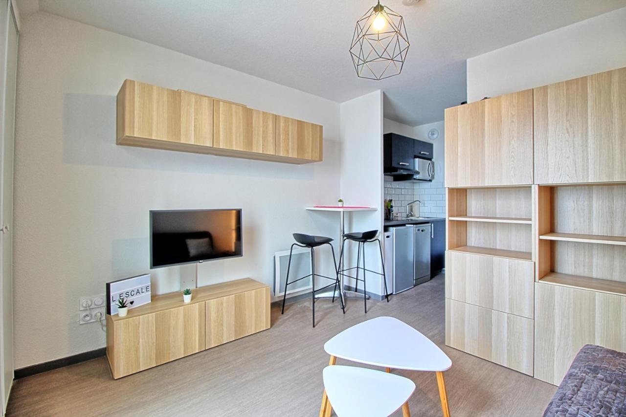 Tres Recent Au Coeur Des Minimes * La Rochelle (Charente-Maritime)