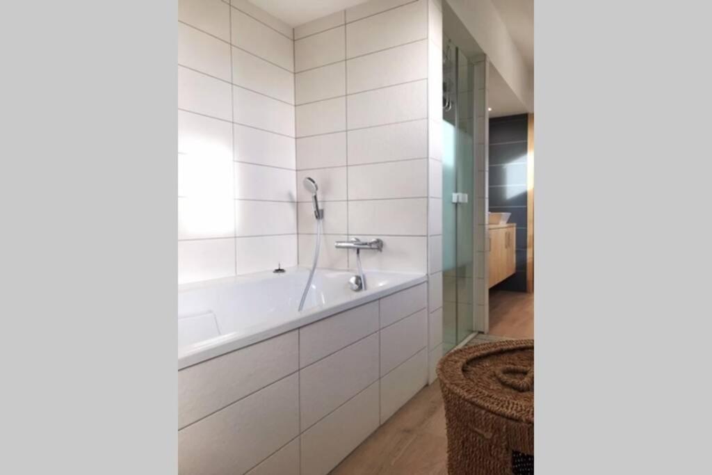 Holiday home Maison Proche Centre *