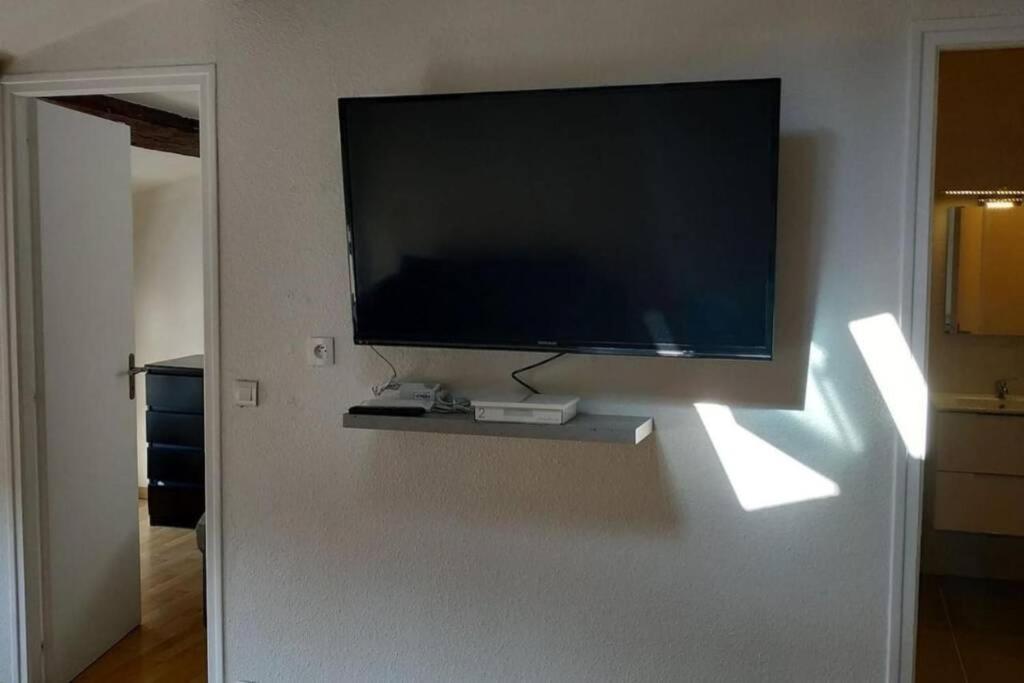 Proche Marche Au Coeur Du Centre + Wifi