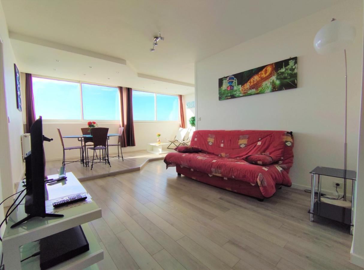 6 Appartements Et 4 Adresses A Mi-Chemin Entre Le Vieux Port Et L Ile De Re Apartment