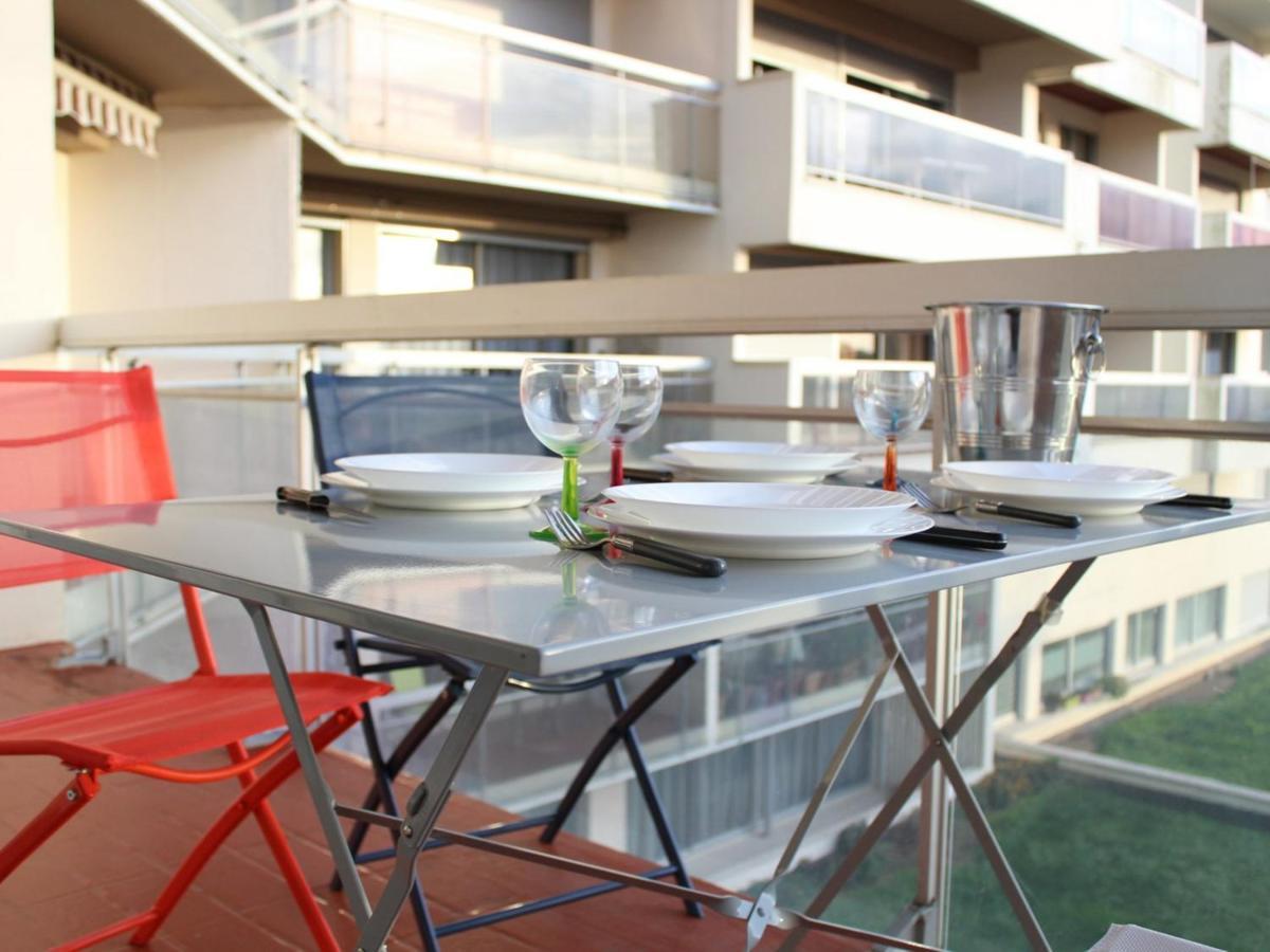 A Proximite Du Centre De La Rochelle, Avec Balcon Ensoleille - 4 Pers, Parking Prive, Proche Plage - Fr-1-246-519 *