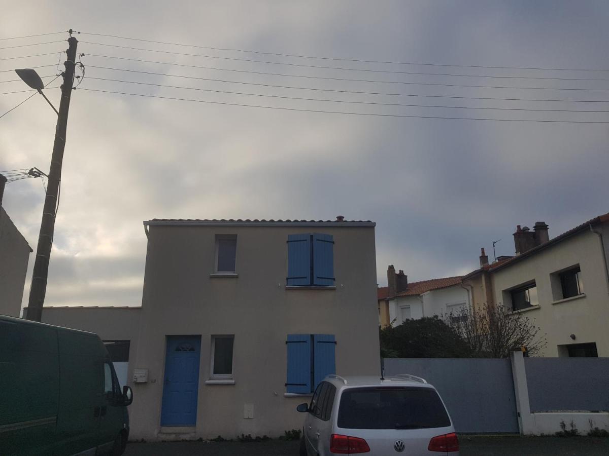 Chaleureux T2 30 M2 Et Sa Terrasse Bois 16 M2 * La Rochelle (Charente-Maritime)