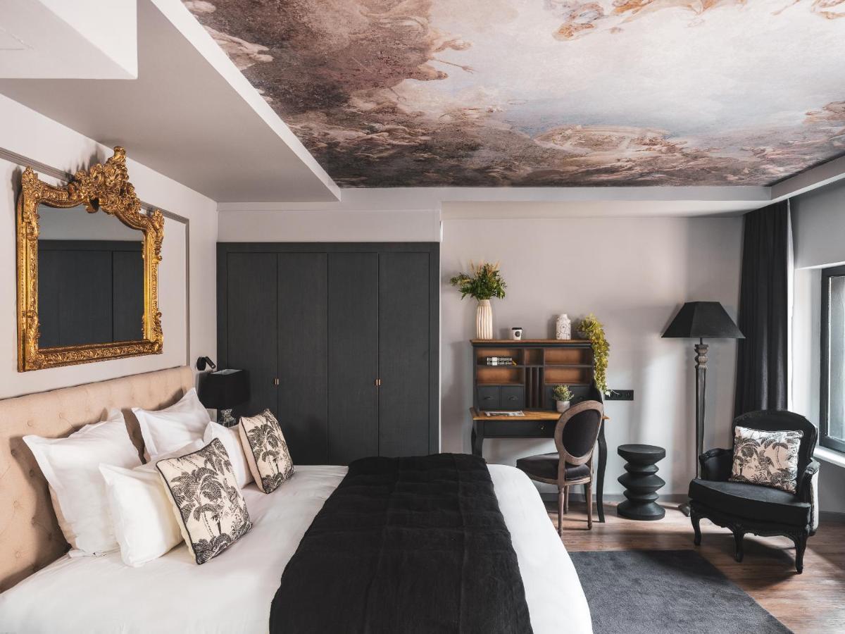 Maisons Du Monde Hôtel&suites - La Rochelle Vieux Port 4*