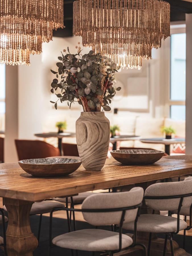 Maisons Du Monde Hôtel&suites - La Rochelle Vieux Port 4*