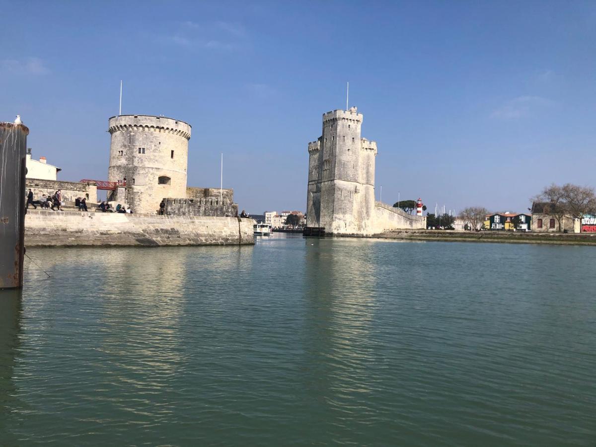 Bateau-hôtel Nuit Insolite Sur Un Voilier Au Cœur De La Rochelle