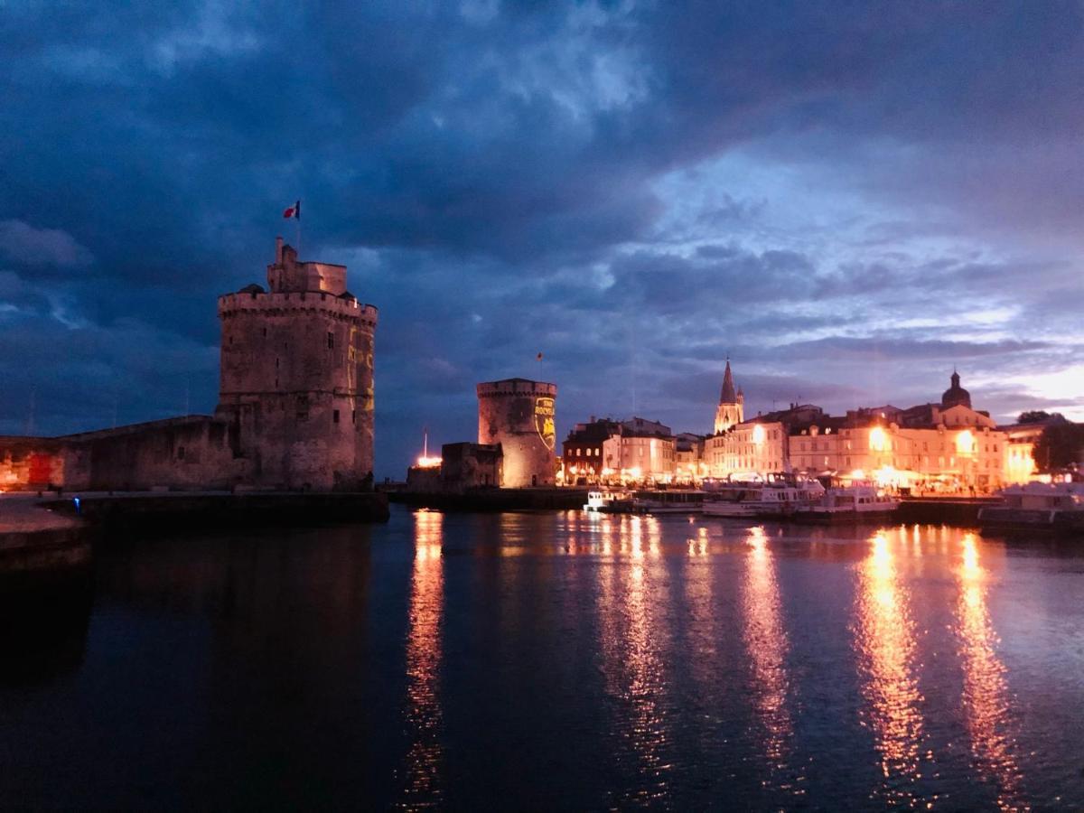Nuit Insolite Sur Un Voilier Au Cœur De La Rochelle *