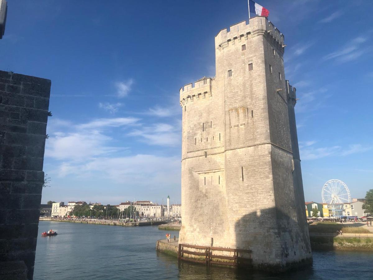 Nuit Insolite Sur Un Voilier Au Cœur De La Rochelle Bateau-hôtel La Rochelle (Charente-Maritime)