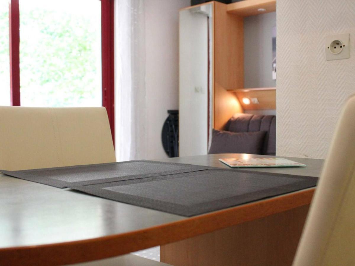 Cosy A La Rochelle Avec Terrasse, Piscine Et Parking Prive - Fr-1-246-121