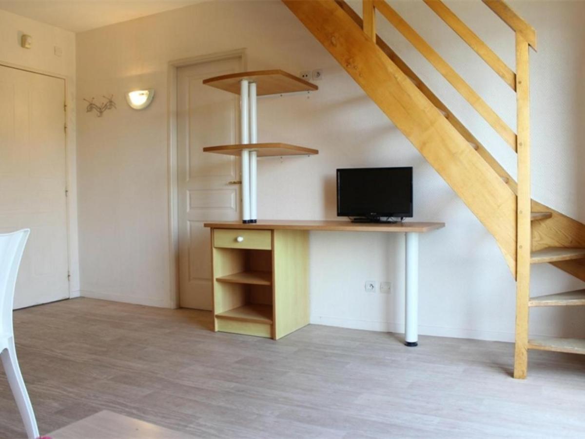 Apartment La Rochelle, 3 Pieces, 6 Personnes - Fr-1-246-8