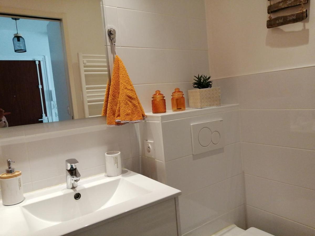 Appartement Résidence Avec Piscine Et Mini Golf Inclus Privés *