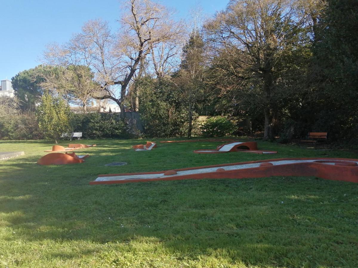 Résidence Avec Piscine Et Mini Golf Inclus Privés Appartement La Rochelle (Charente-Maritime)