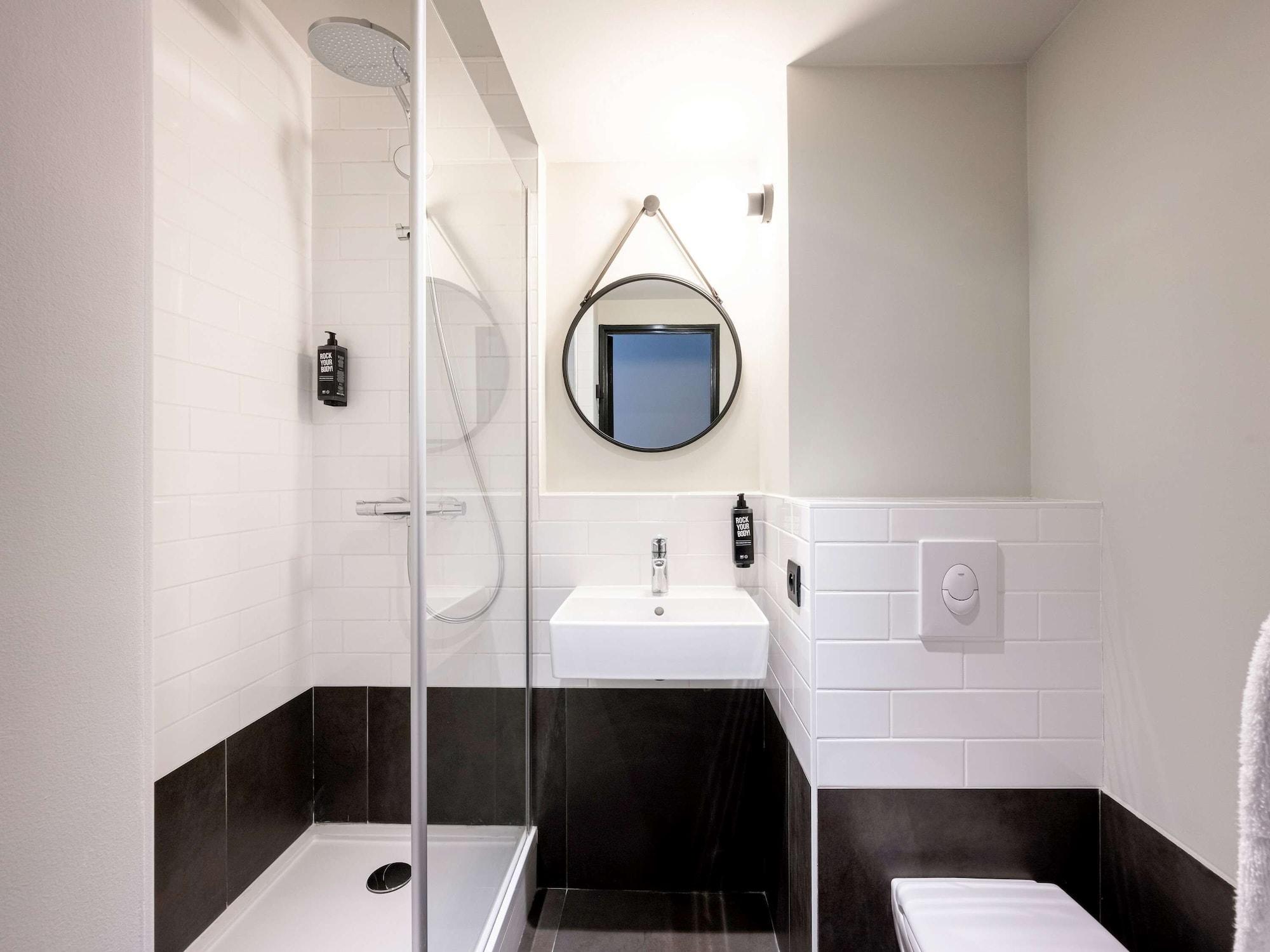 Hotel Ibis La Rochelle Vieux Port 3*