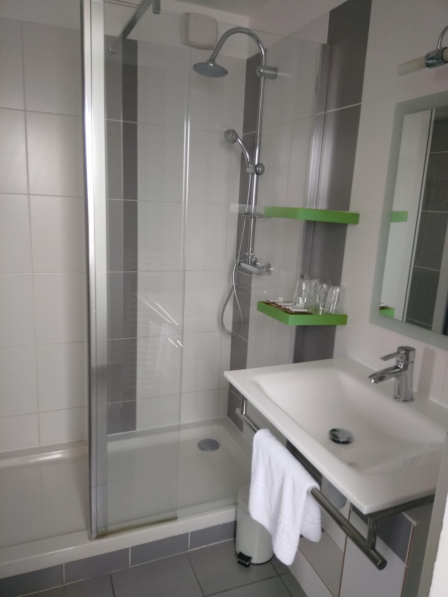 Hotel Savary La Rochelle (Charente-Maritime)