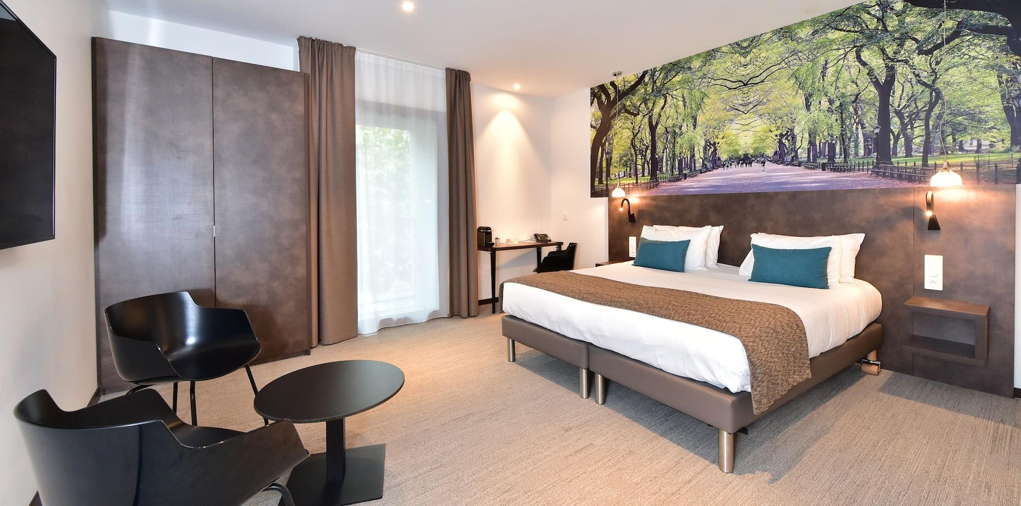Hotel Park & 4*