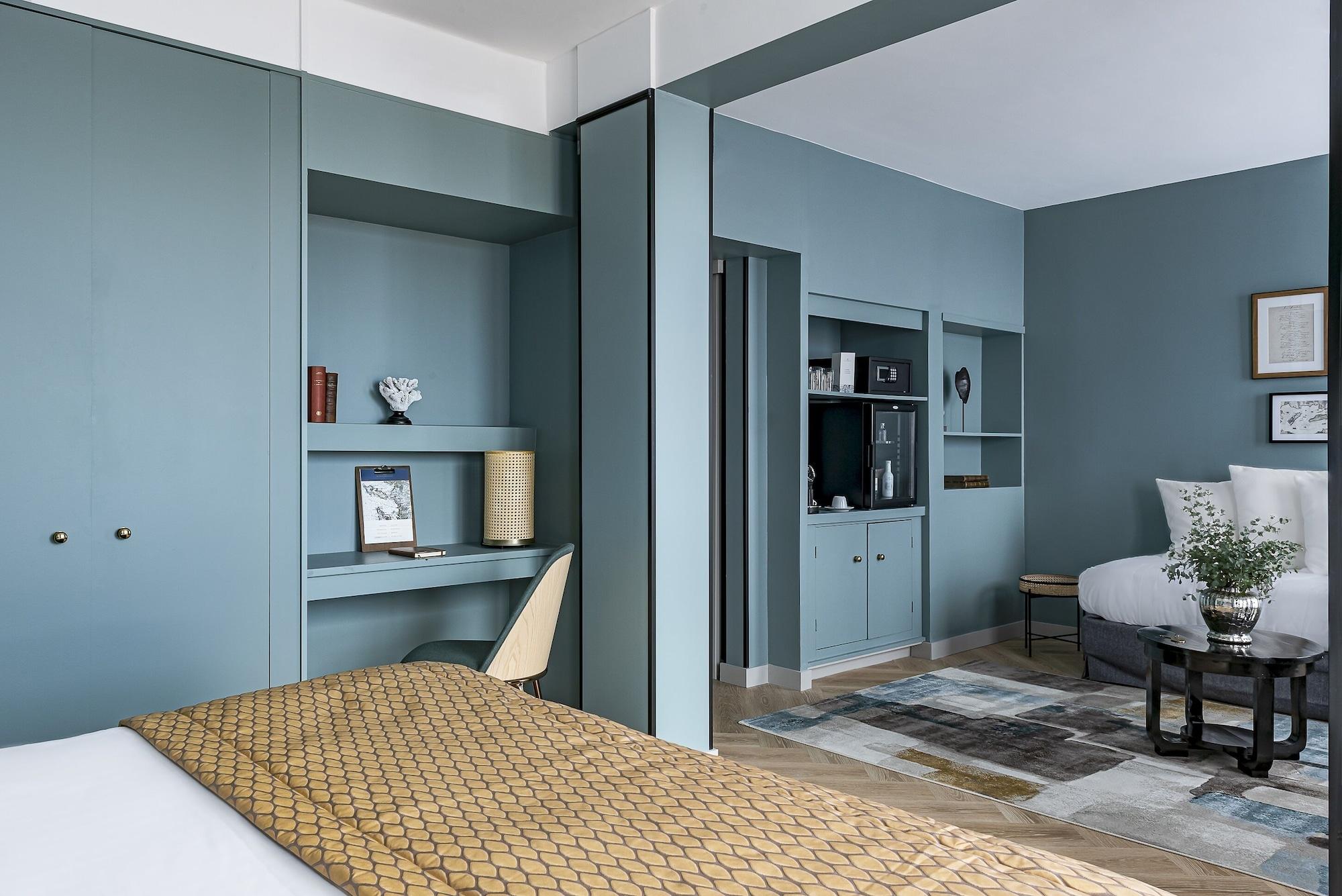 Hotel Maison Des Ambassadeurs 5*