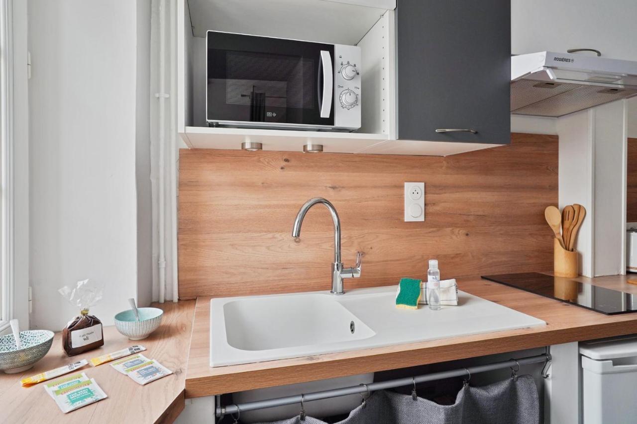 Appartement Large And Charming Studio In The Heart Of La Rochelle - Welkeys *