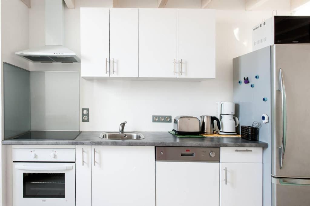 Les Beaux Rivages: Spacious Studio Near Station And Port