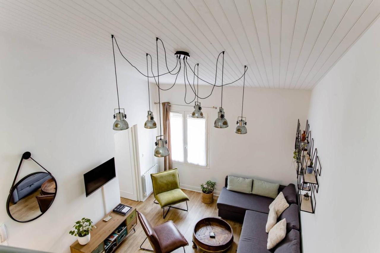 Superbe Duplex De 70m2 Avec 2 Chambres En Hyper Centre Au Calme Sur Cour Classe 3 Etoiles Avec Parking En Option Apartment *