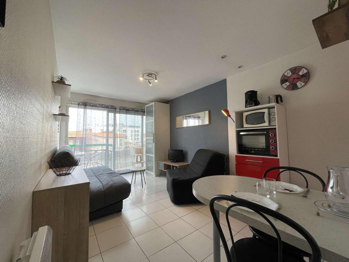 Avec Terrasse Et Parking, Proche - La Rochelle - Fr-1-246-607 Apartment La Rochelle (Charente-Maritime)