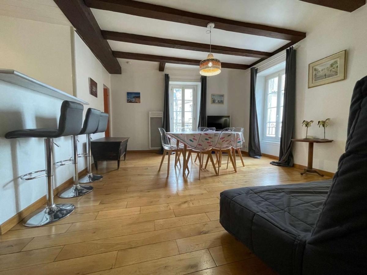 Colore 3 Pieces, 6 Couchages, Centre La Rochelle - Fr-1-246-546 *