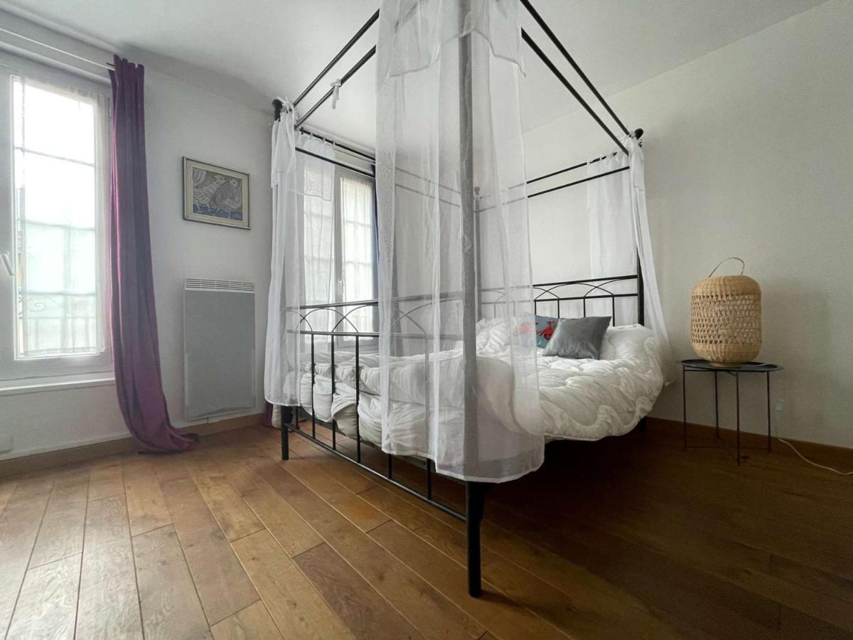 Apartment Colore 3 Pieces, 6 Couchages, Centre La Rochelle - Fr-1-246-546 *