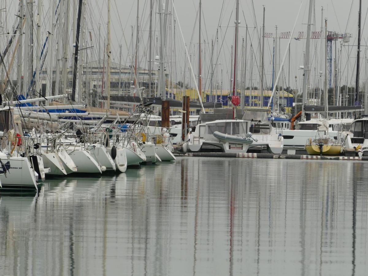 La Rochelle Sur Un Voilier