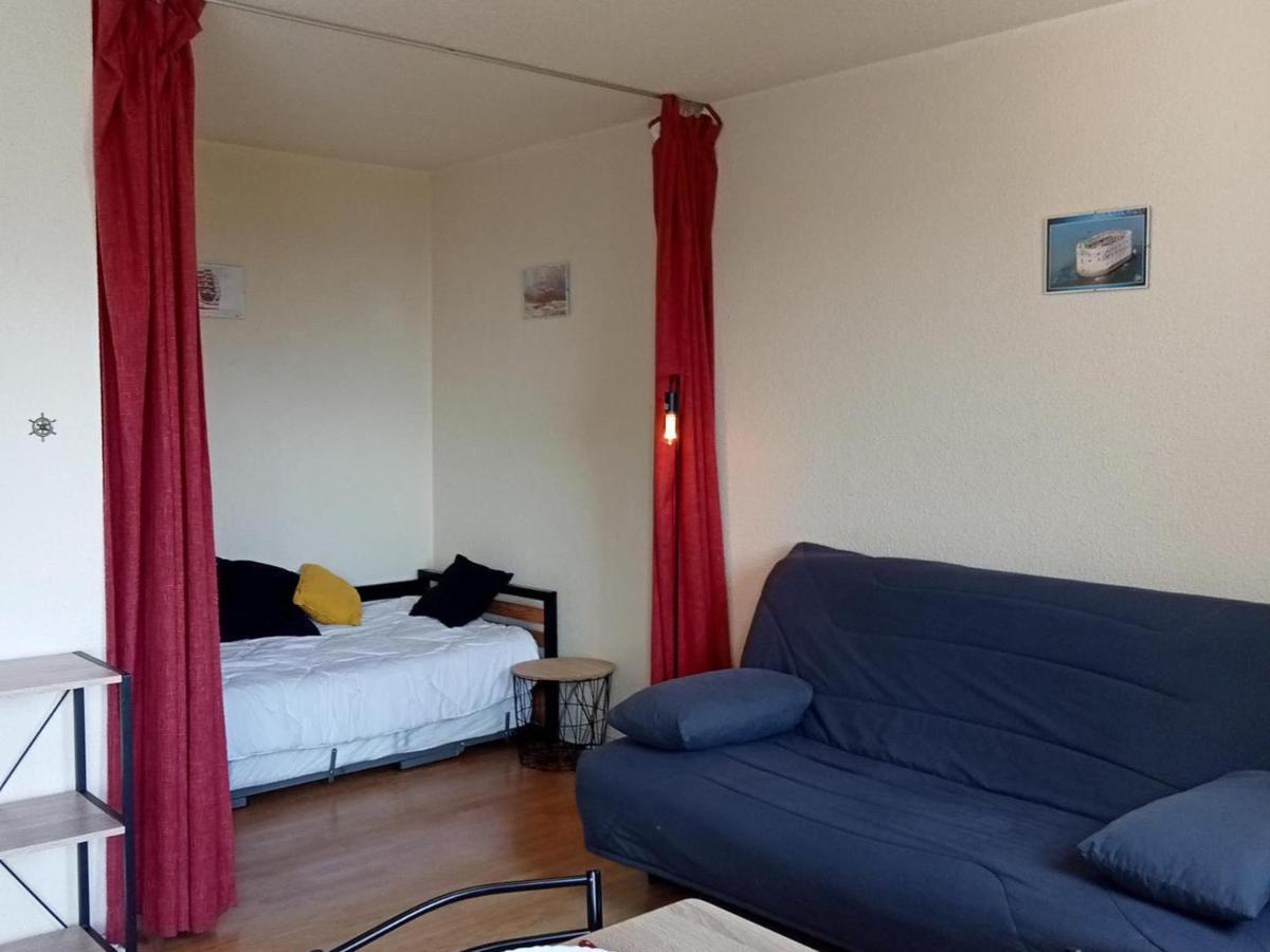 Apartment Ensoleille Proche Plage, 4 Pers, La Rochelle - Fr-1-551-38 *
