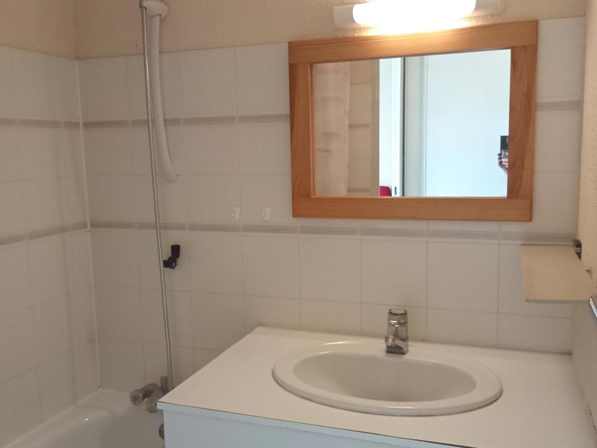 Ensoleille Proche Plage, 4 Pers, La Rochelle - Fr-1-551-38 Apartment *