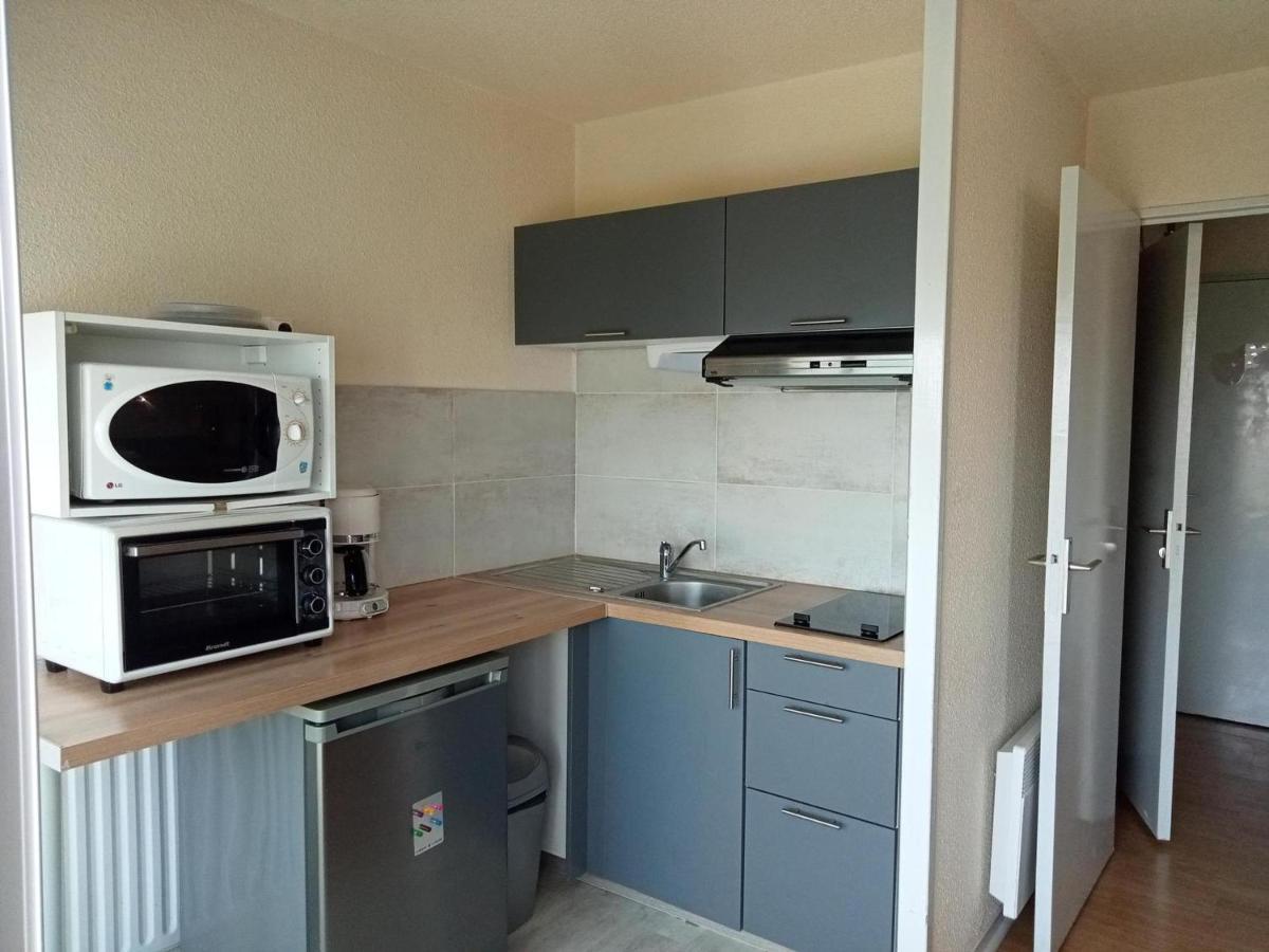 Ensoleille Proche Plage, 4 Pers, La Rochelle - Fr-1-551-38 Apartment *