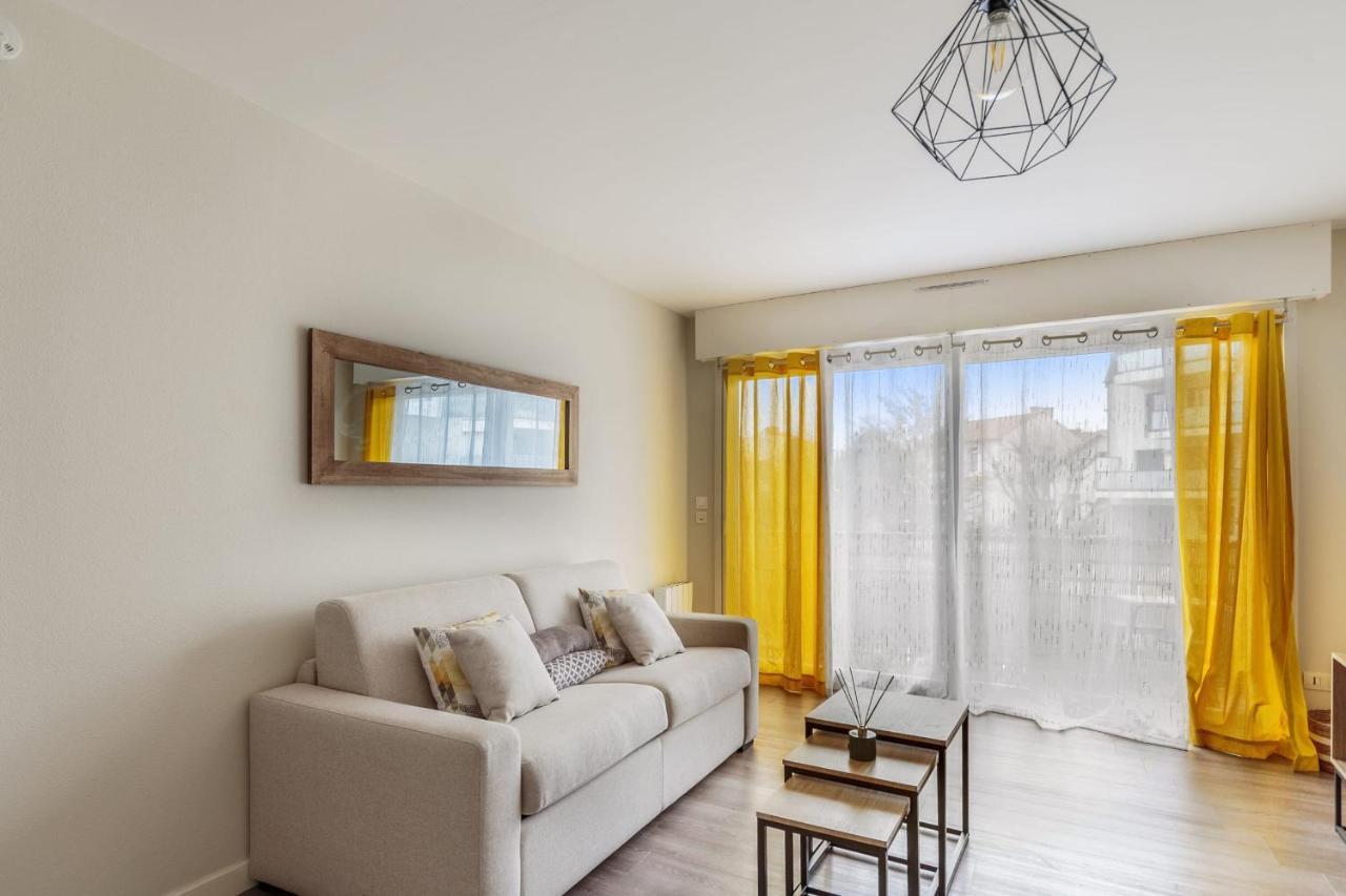 Beau T2 Moderne Avec Balcon à Deux Pas Du Coeur De La Rochelle - Welkeys