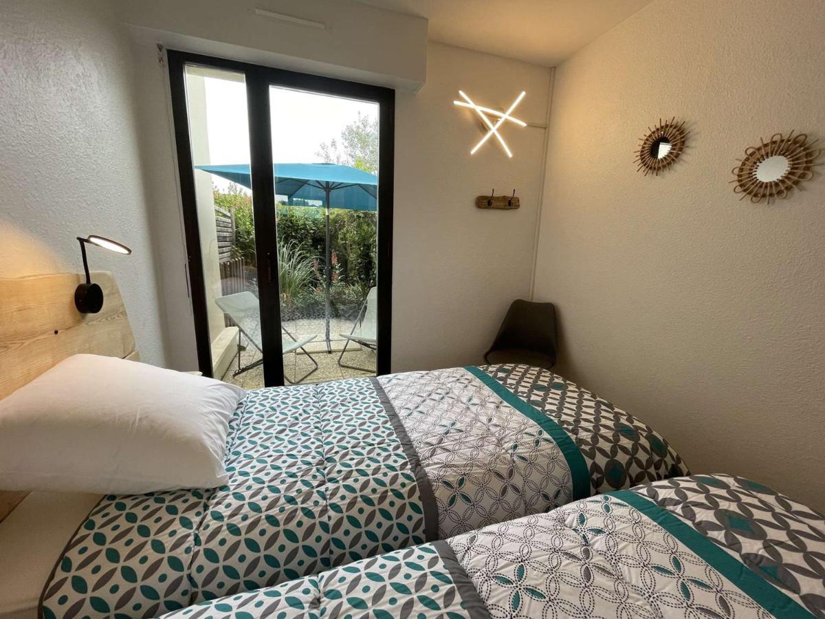 Apartment Cosy Avec Terrasse, Piscine Et Proche A La Rochelle - Fr-1-246-627 *