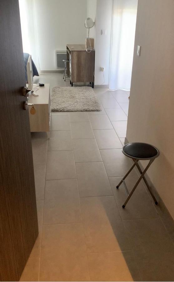 Joli De Standing Meuble Avec Balcon Plein Centre Ville Apartment