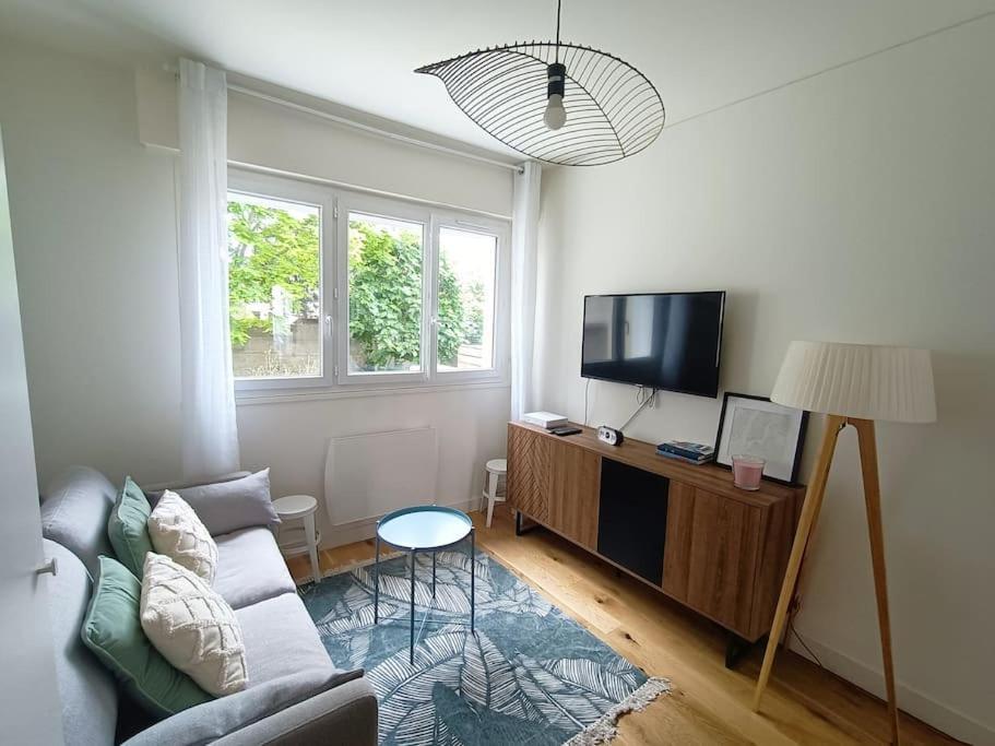 5 Min Du Centre-ville Appartement *