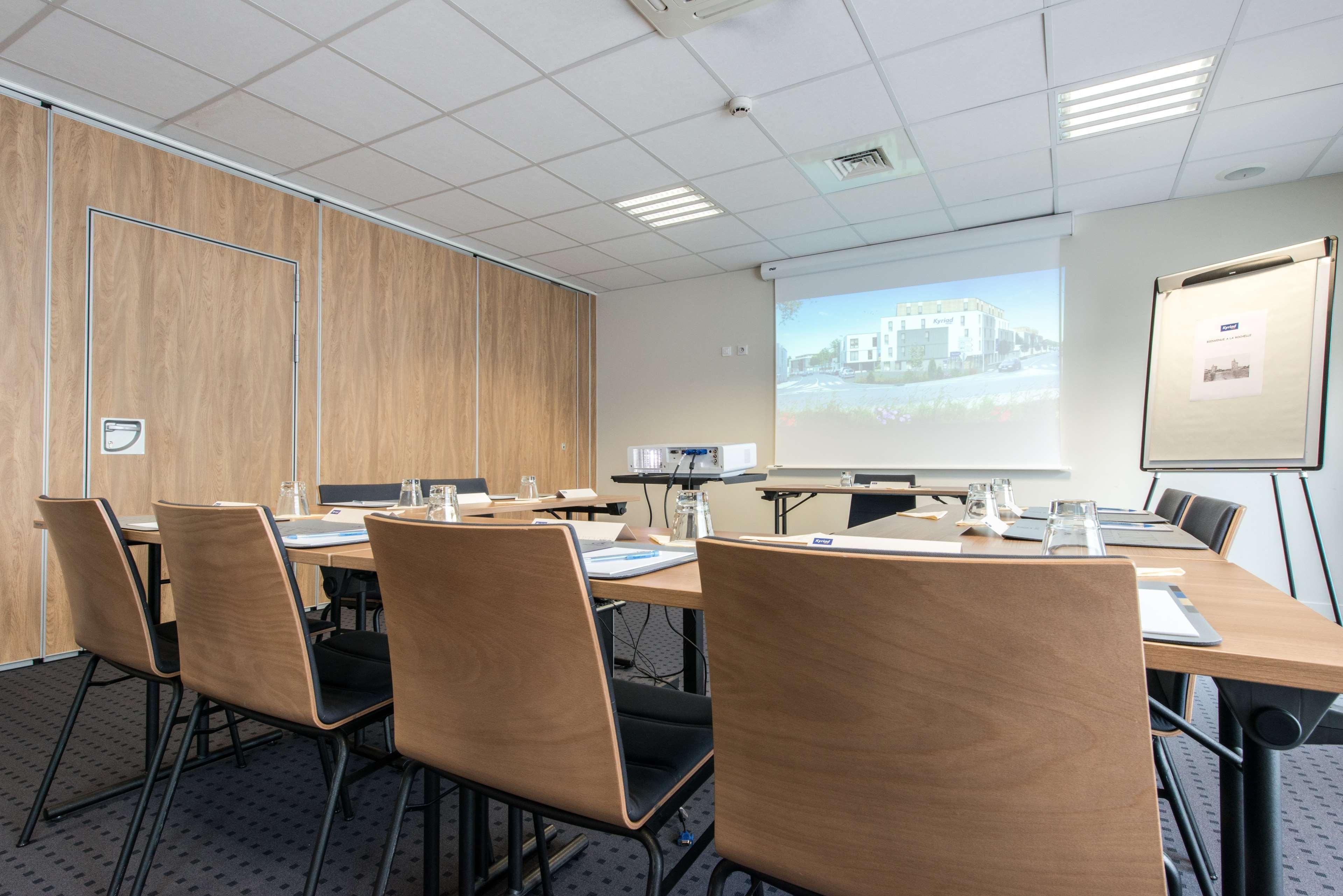 Kyriad La Rochelle Centre - Les Minimes 3*