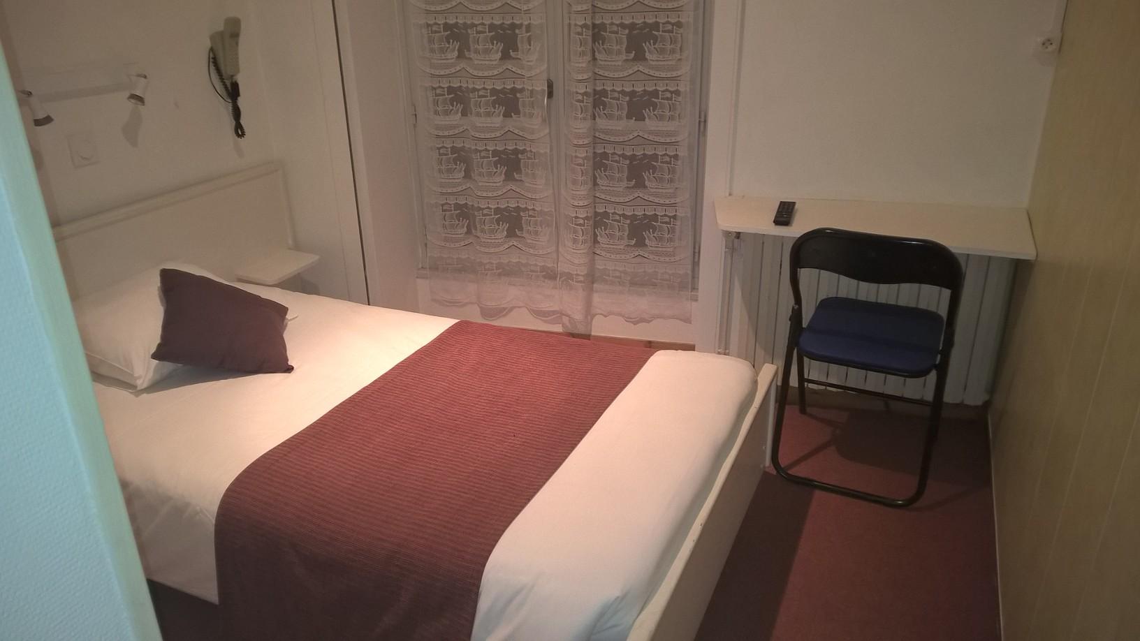 Hotel De Paris 2*