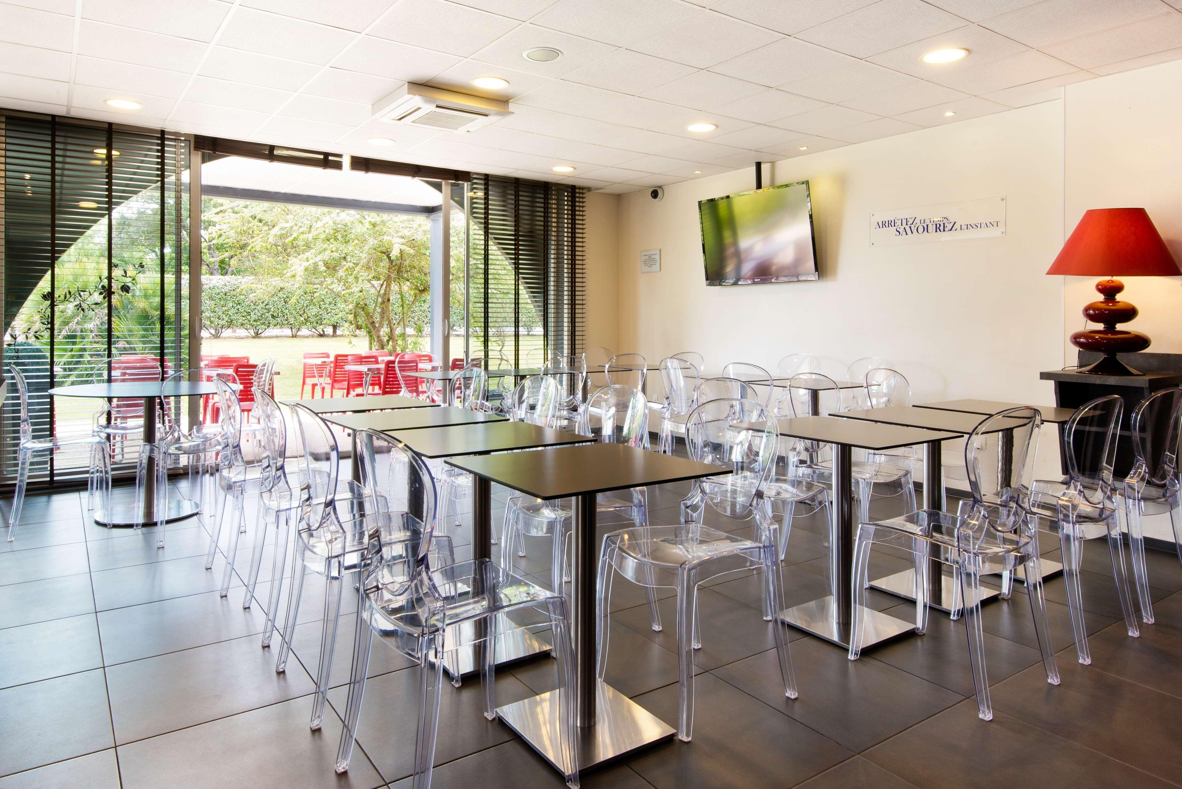 Kyriad La Rochelle Centre Hotel 3*